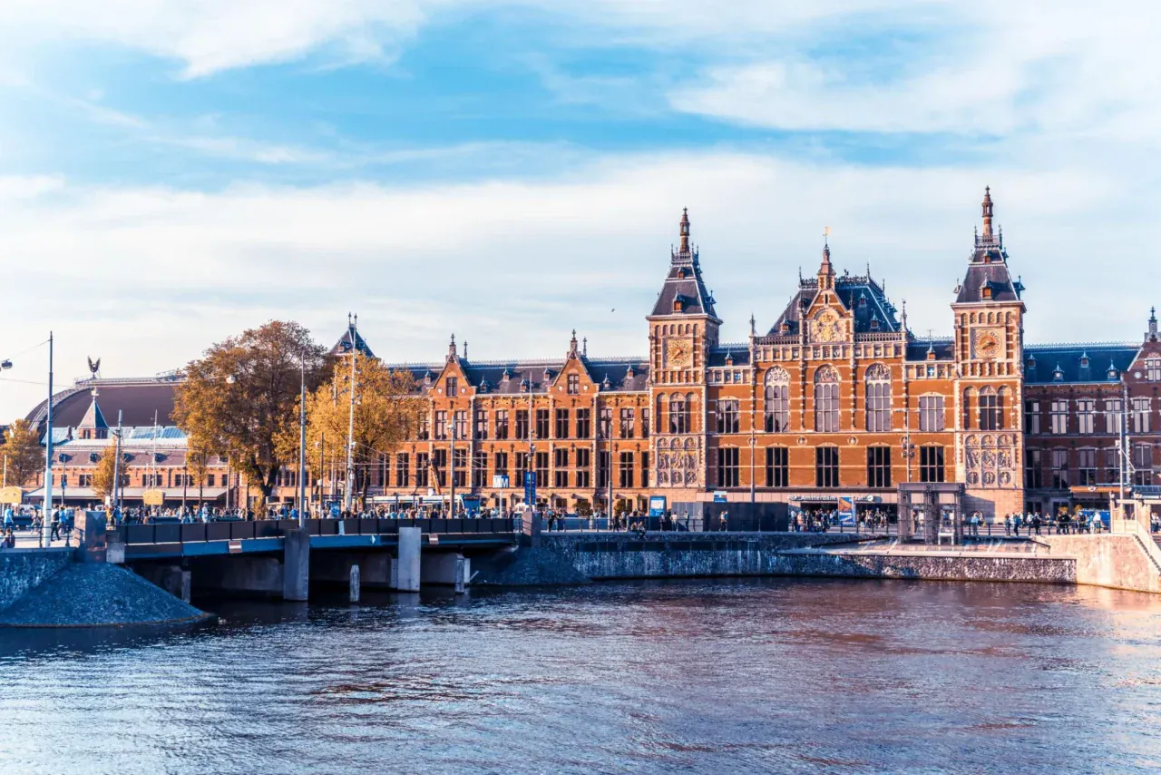 Destination du ferry d'Amsterdam
