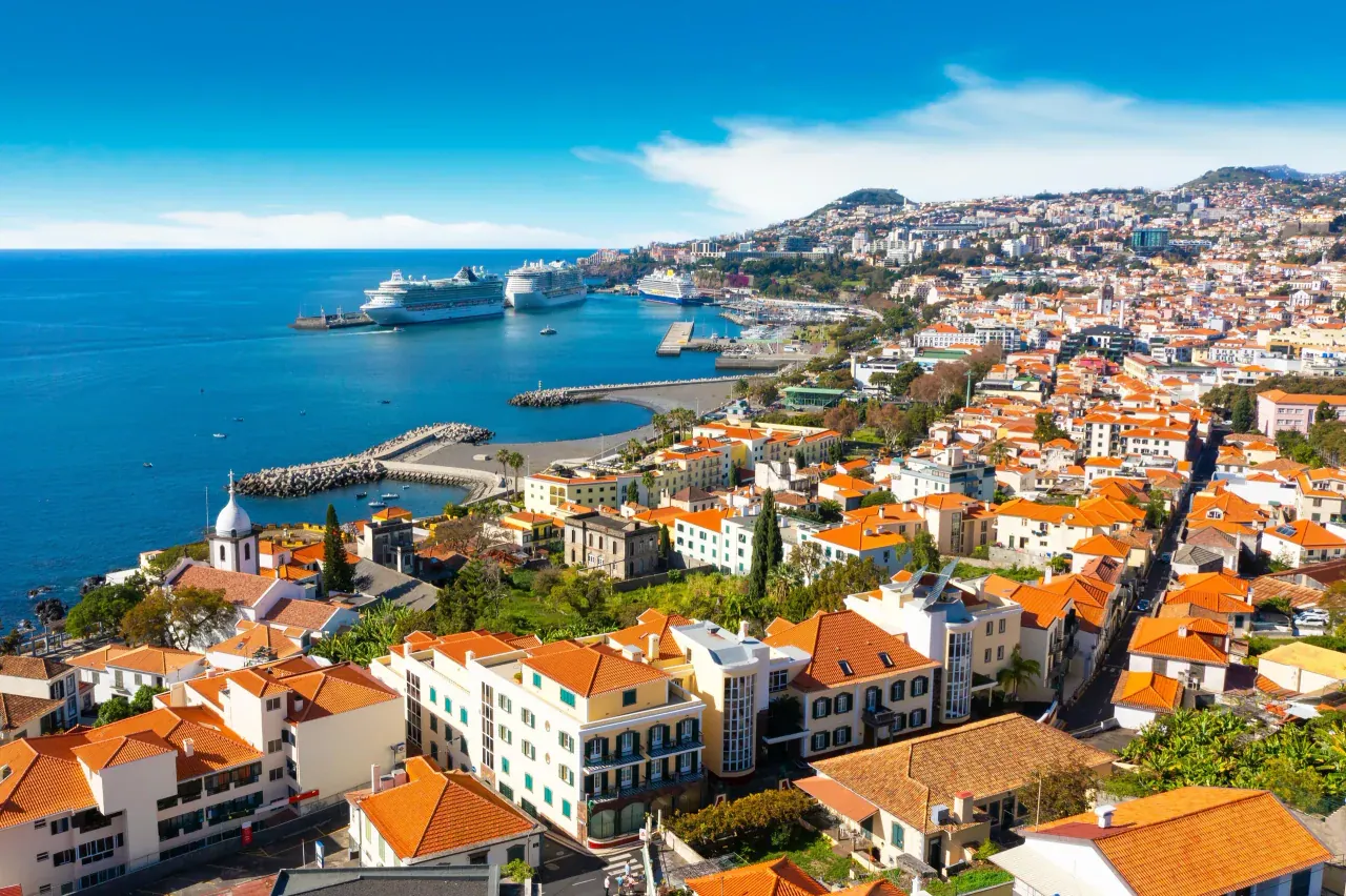 Destination ferry : Funchal
