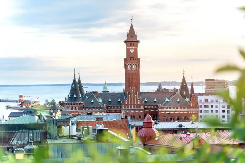 Helsingborg front de mer, tour Kärnan et centre-ville dans le sud de la Suède