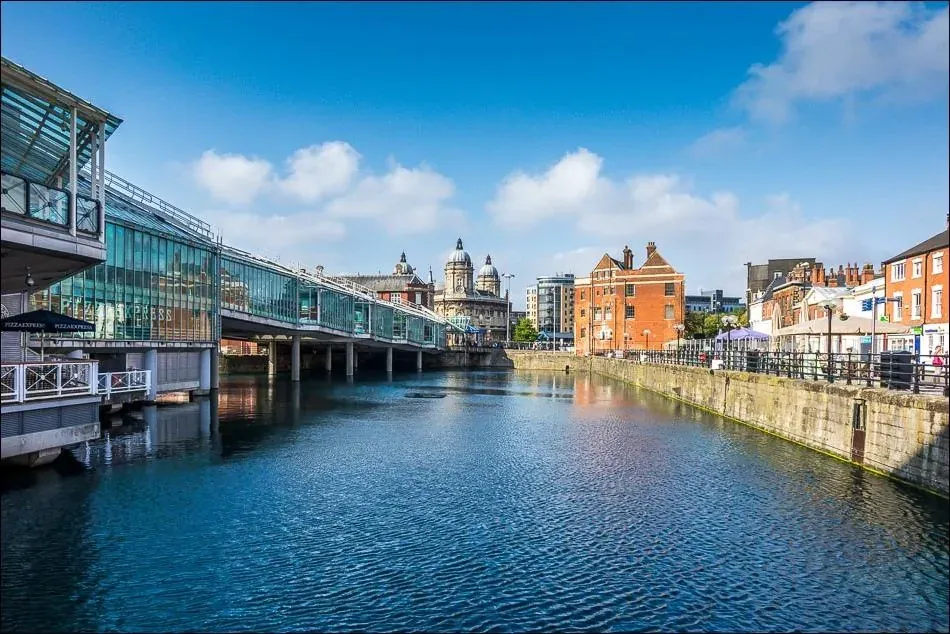 Destination ferry : Hull