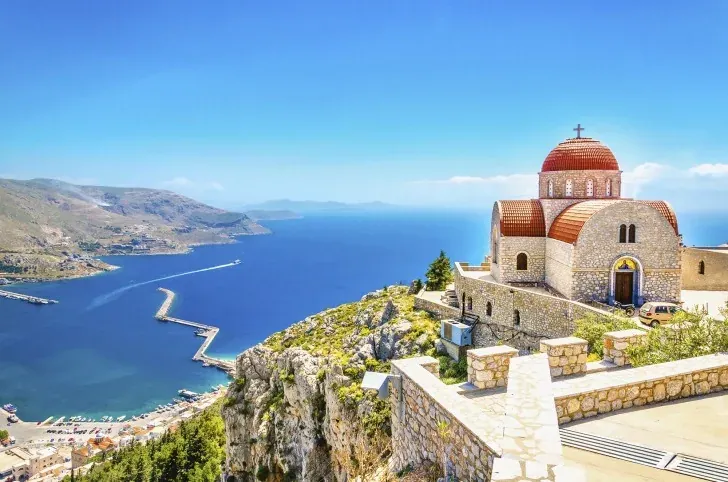 Kos Port de ville, château et front de mer dans le Dodécanèse, Grèce
