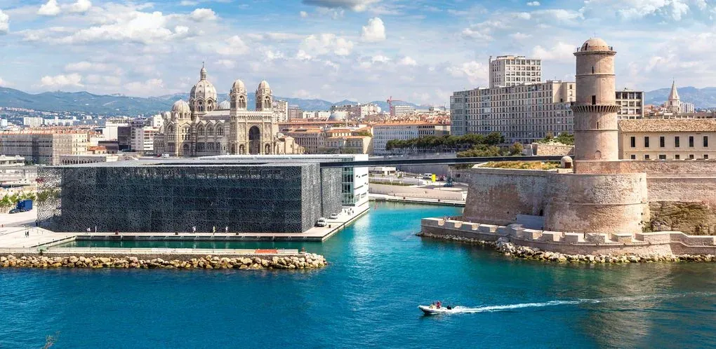 Marseille, port de ferry en France