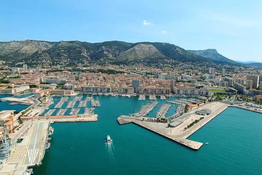 Destination ferry : Toulon