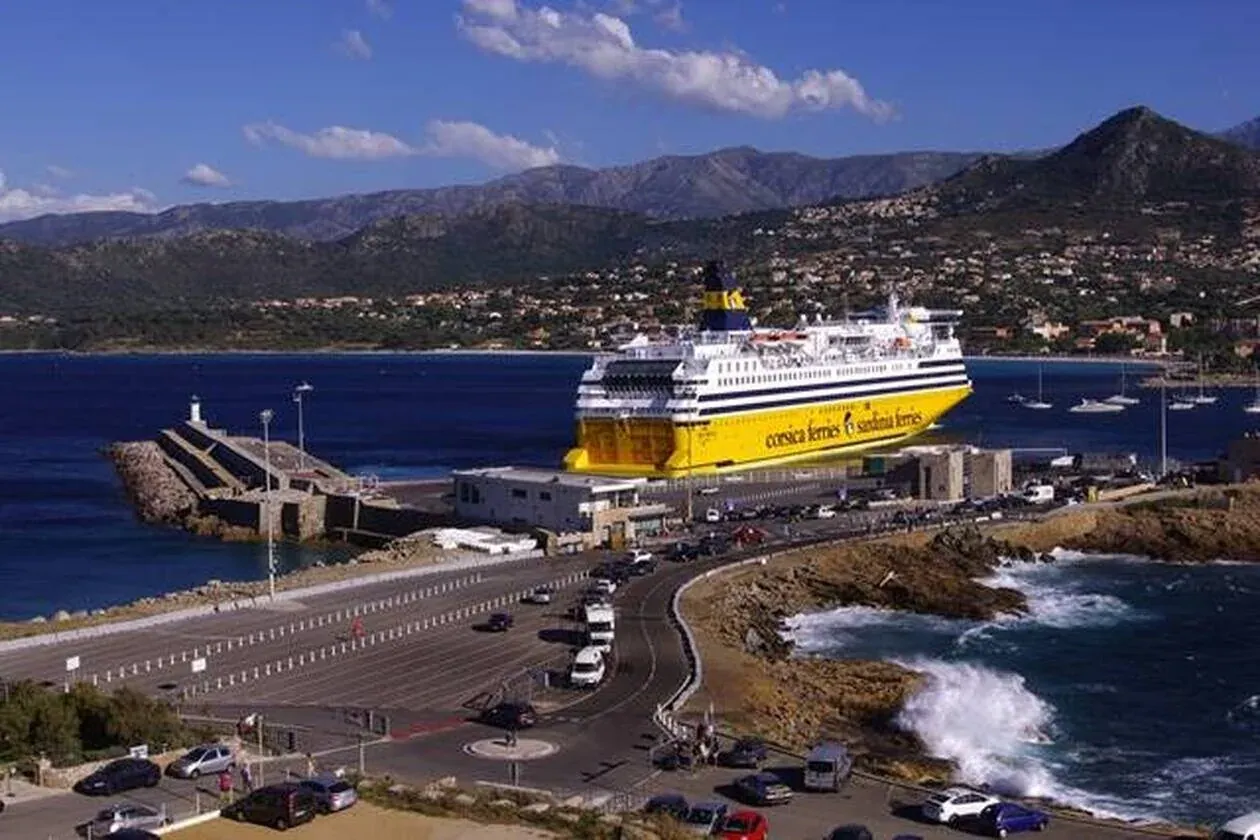 Port de ferry d’Île-Rousse