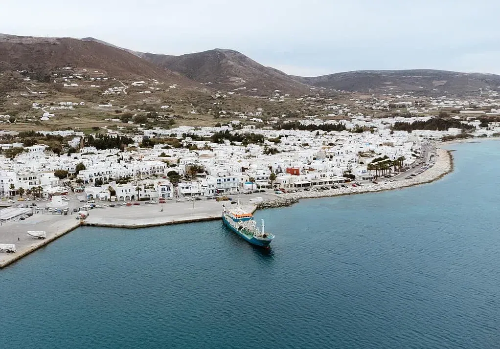 Port de ferry de Parikia