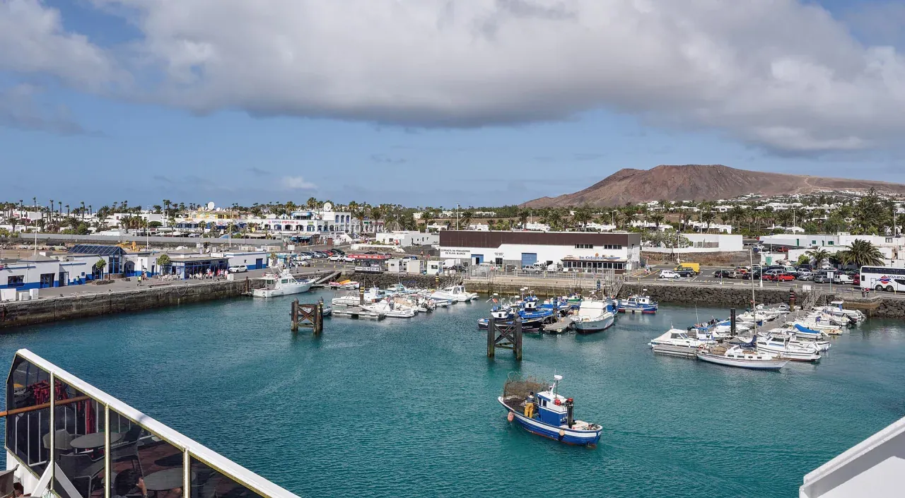 Aire de port et de ferry de Playa Blanca à Lanzarote