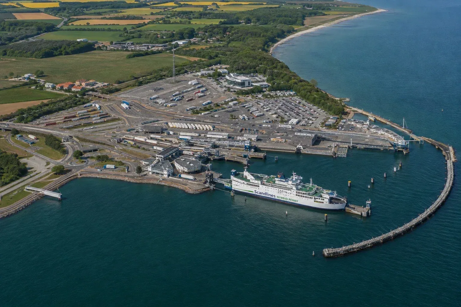 Port de ferry de Puttgarden sur Fehmarn en Allemagne