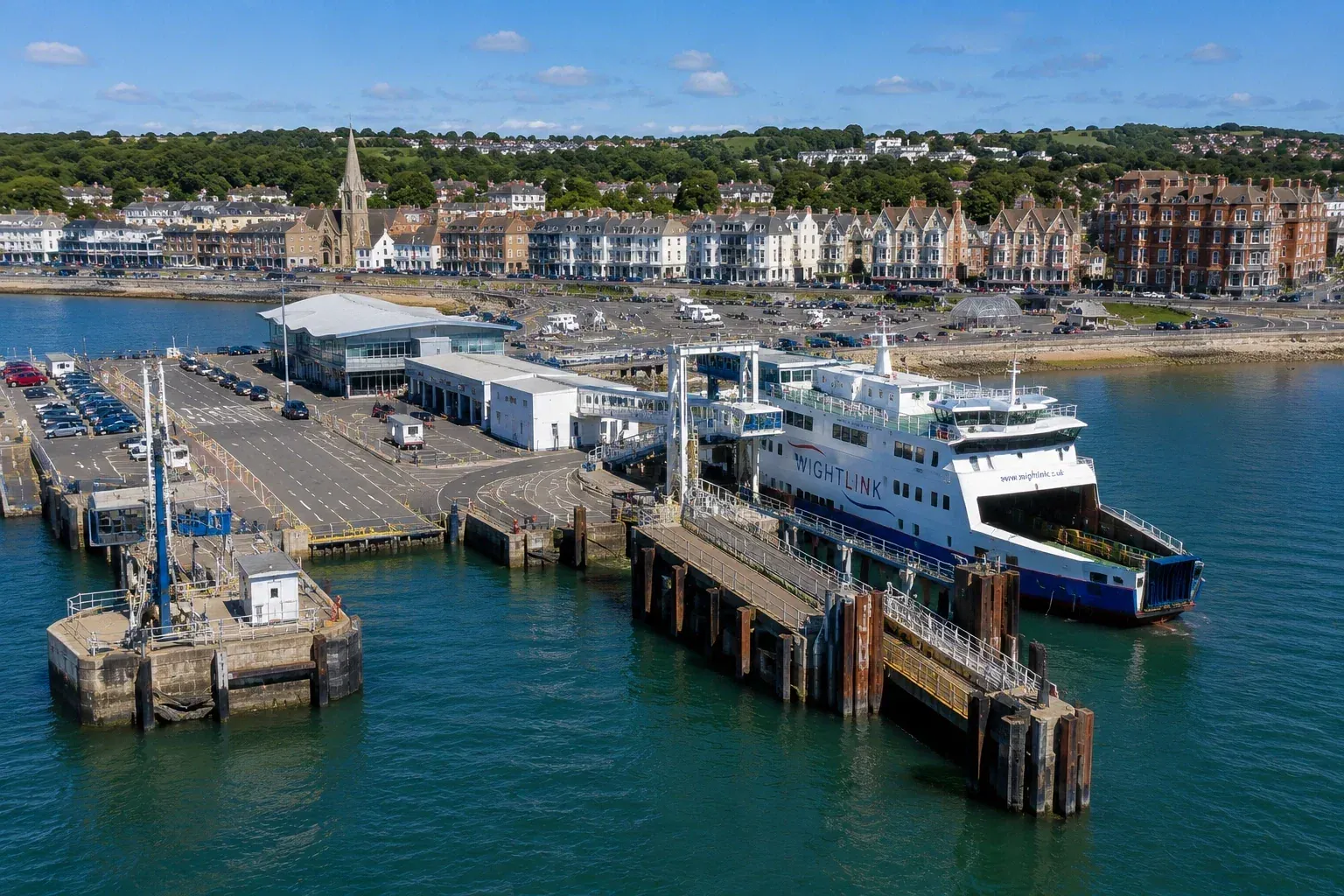 Zone riveraine du ferry et de l'aéroglisseur Ryde