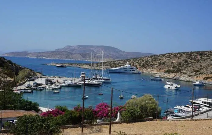 Port de ferry de Schinoussa
