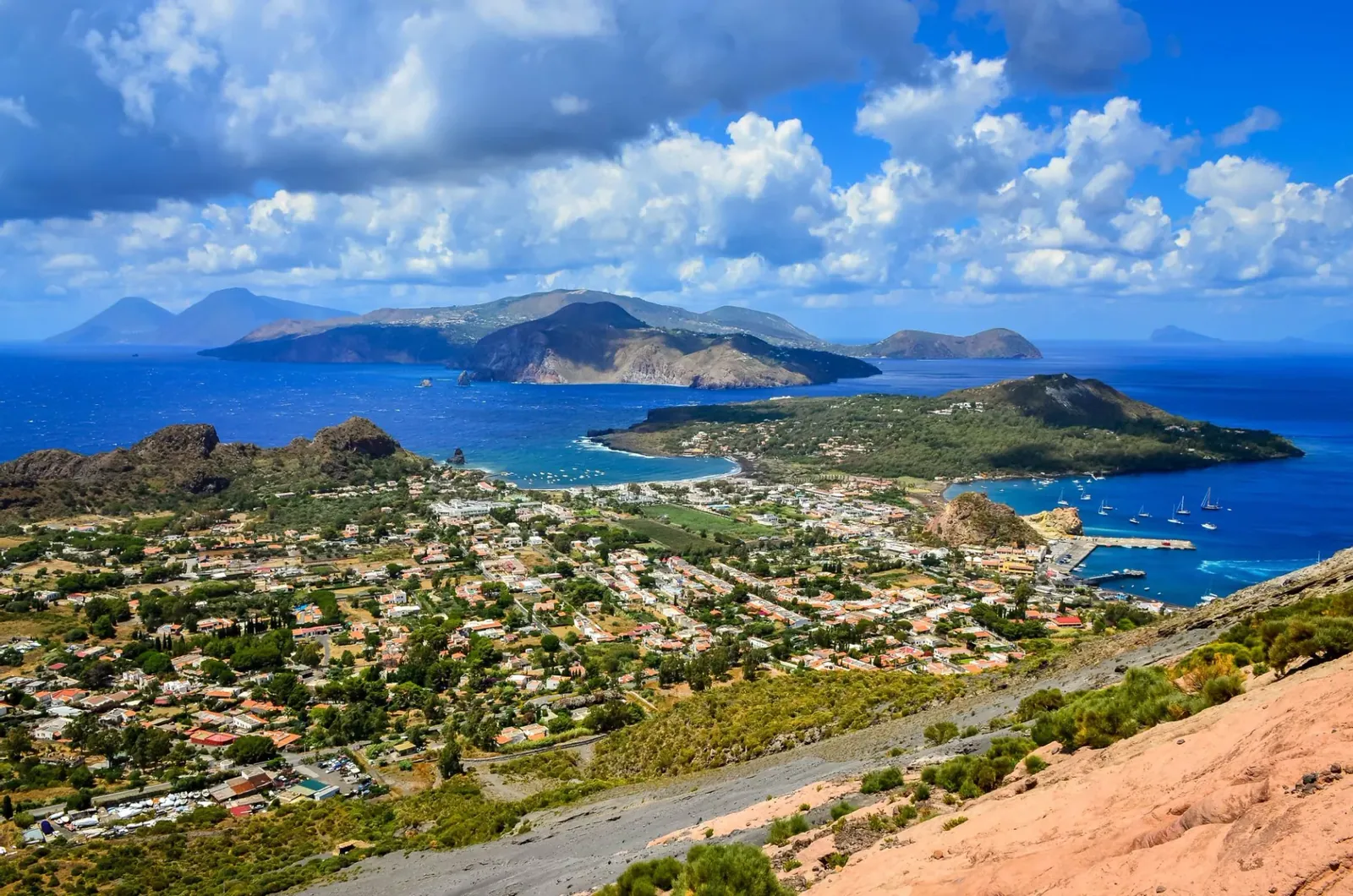 Port de ferry de Vulcano