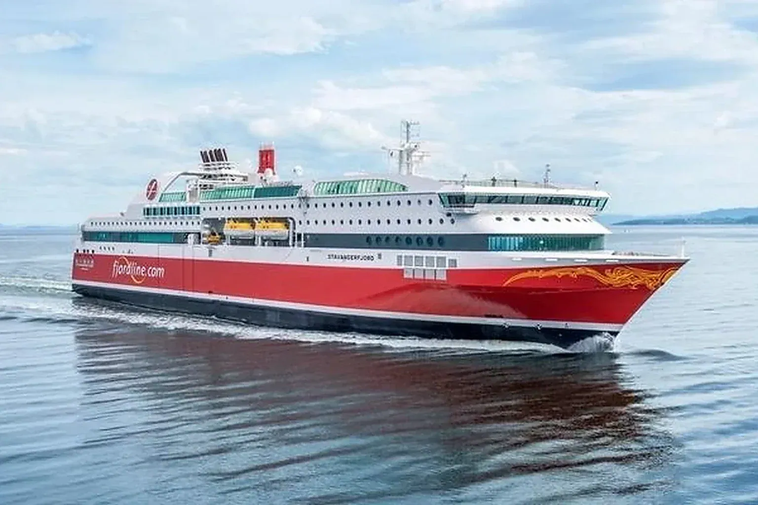 Fjord Line transportant des passagers et des véhicules entre le Danemark et la Norvège