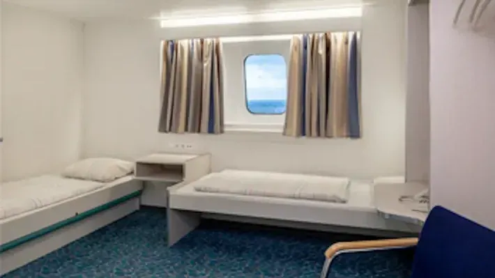Cabine accessible en fauteuil roulant à bord d'un ferry TT-Line