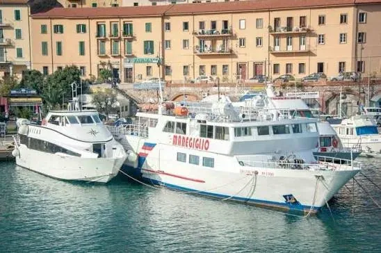 Maregiglio navire à passagers