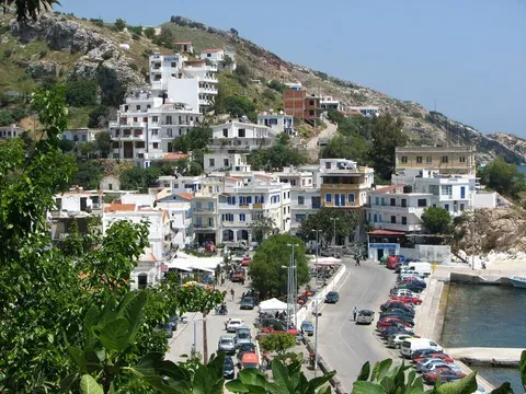 Vue d'Agios Kirikos, Grèce