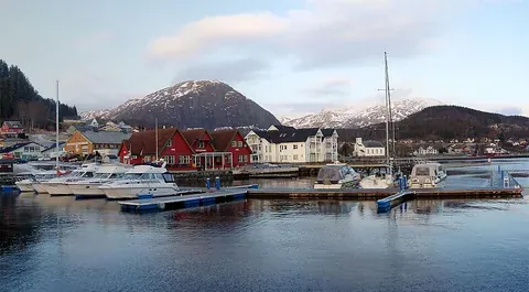 Vue d’Askvoll, Norvège