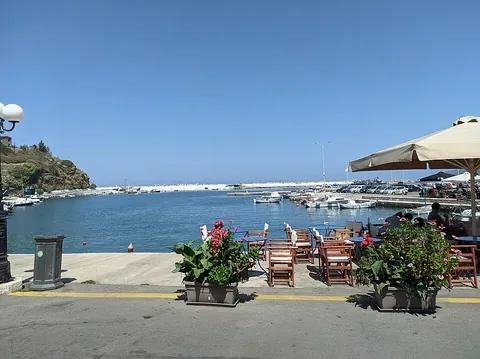 Vue d'Evdilos, Grèce